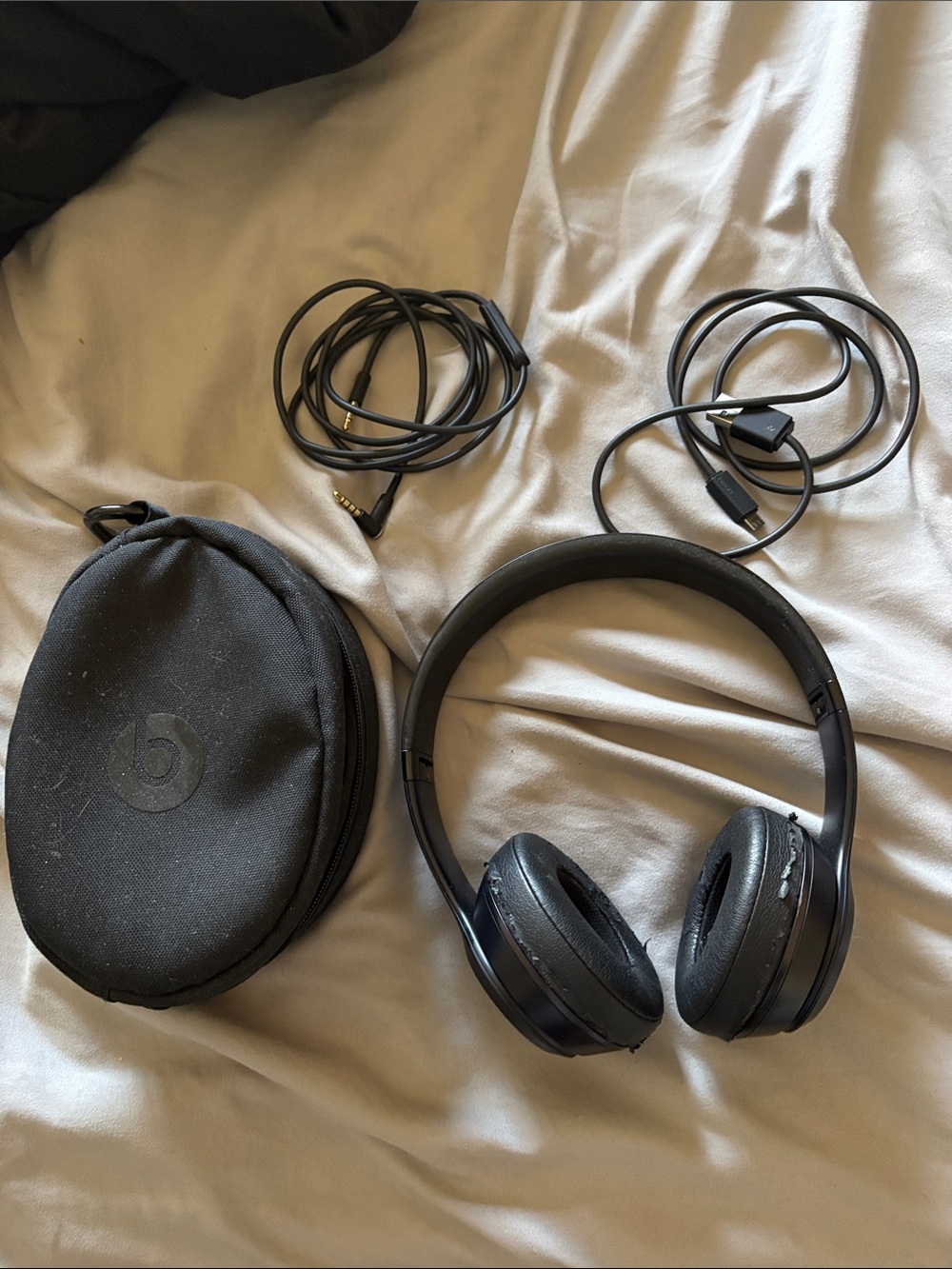 On-Ear Wireless Headphones - Black